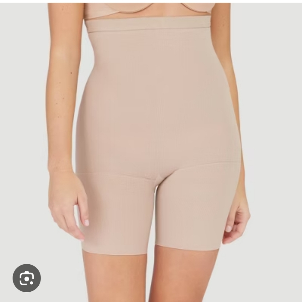 Spanx Assets size 2